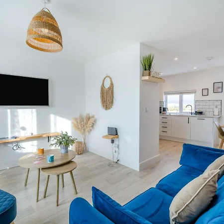 23 Coastal Comfort * Haverigg